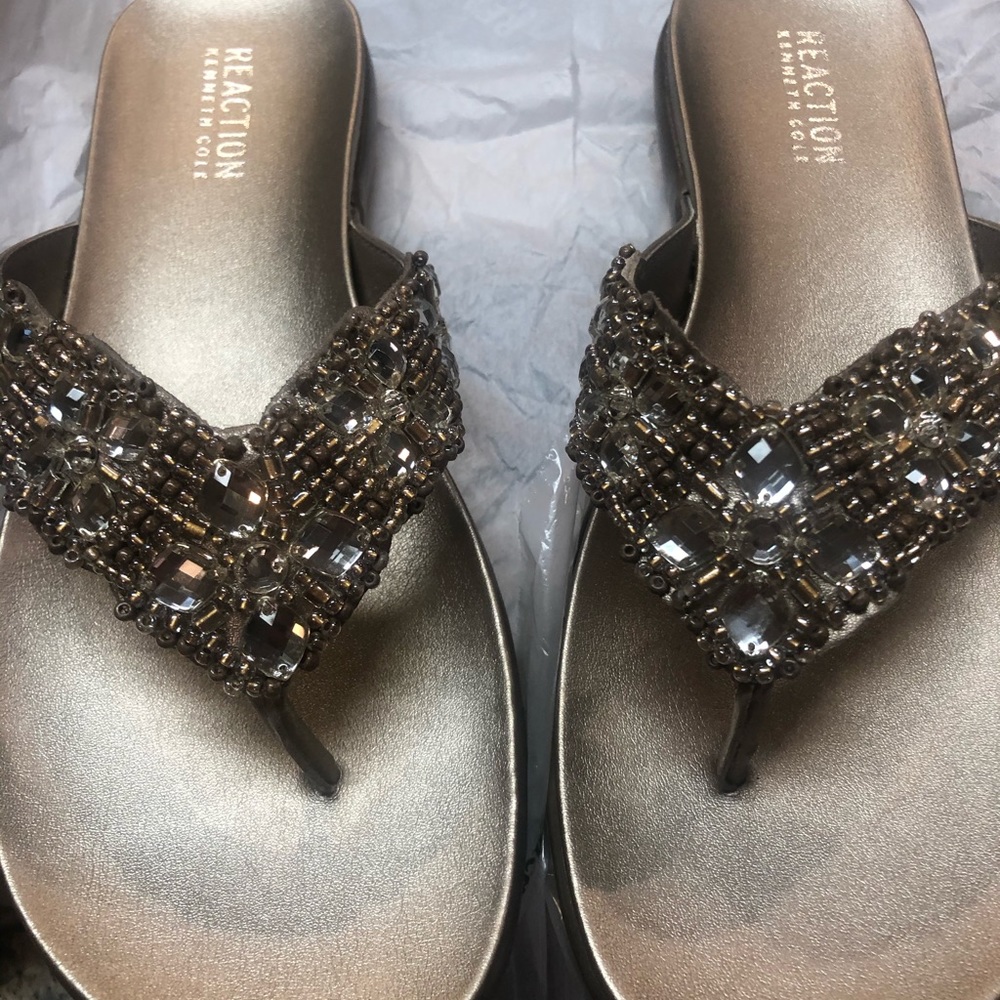 Kenneth Cole Reaction Glam-Athon  Flip Flops